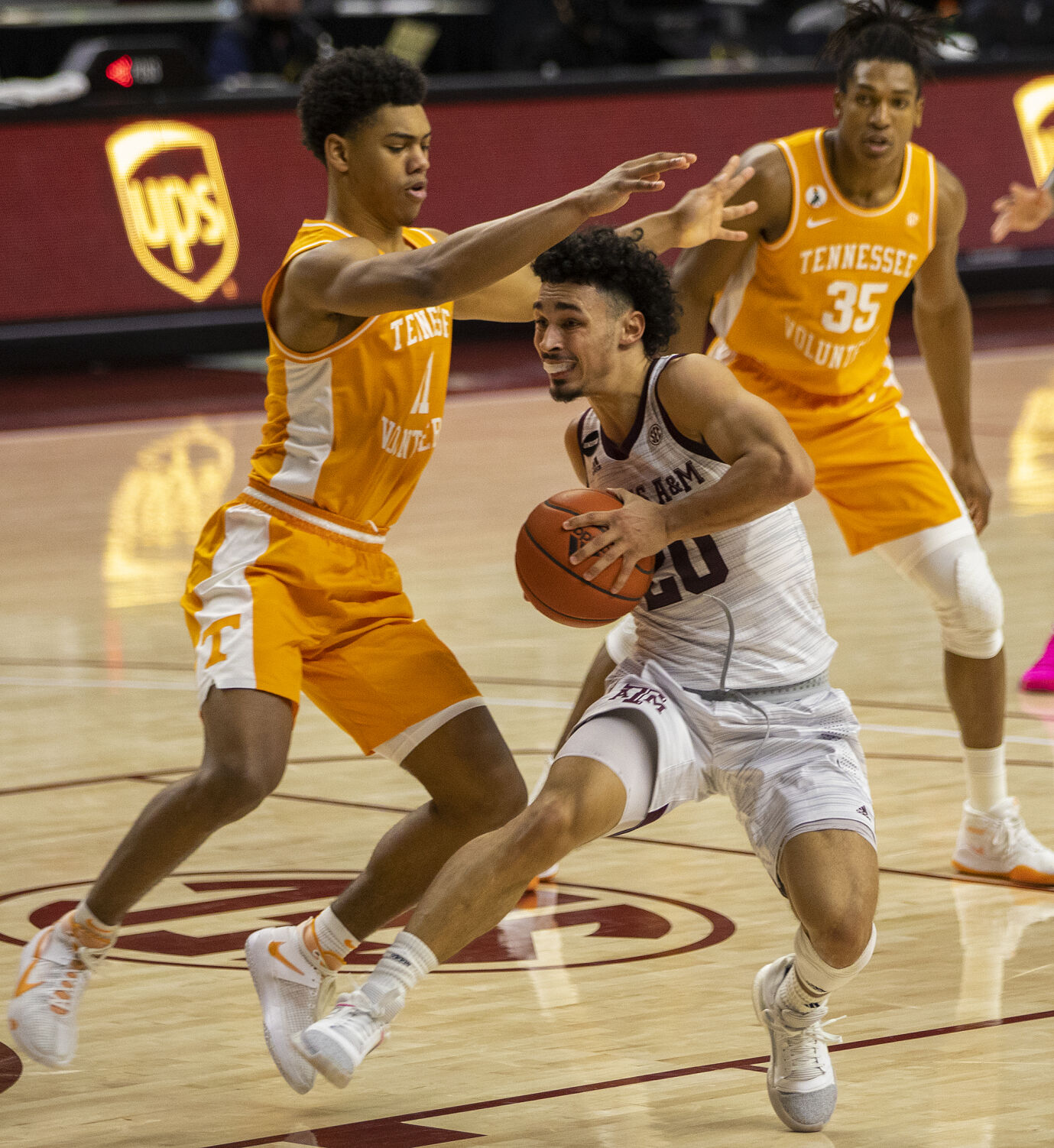 Texas A&M v Tennessee